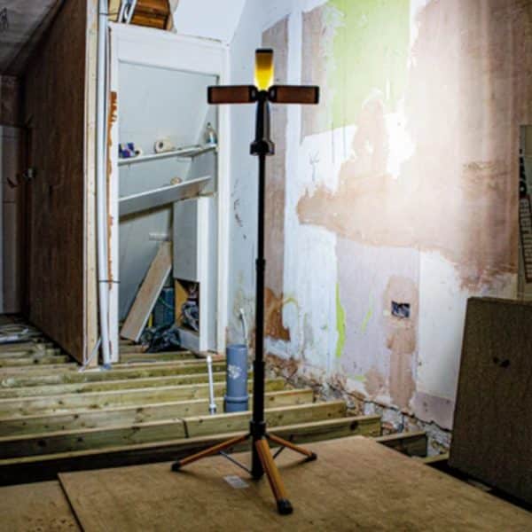 Projecteur sur pied TOWER PRO 7K – Hybride et Pliable – 7000 Lumens – Image 5